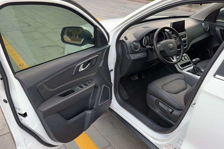 Used Bestune X40 2019 1.6L Automatic Connected Smart Cool Version China V Emission Standard