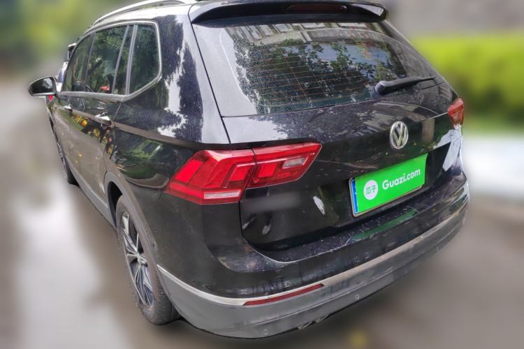 Used Volkswagen Tiguan L 2020 330TSI Automatic Two-Wheel Drive Smart Luxury Edition China VI Standard
