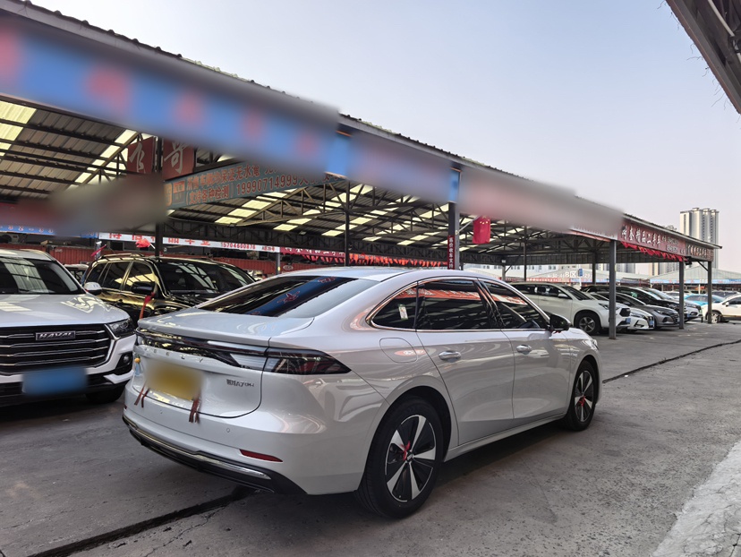 Geely Galaxy A7 2025 Model EM-i 150km Prestige Edition — снимка 6