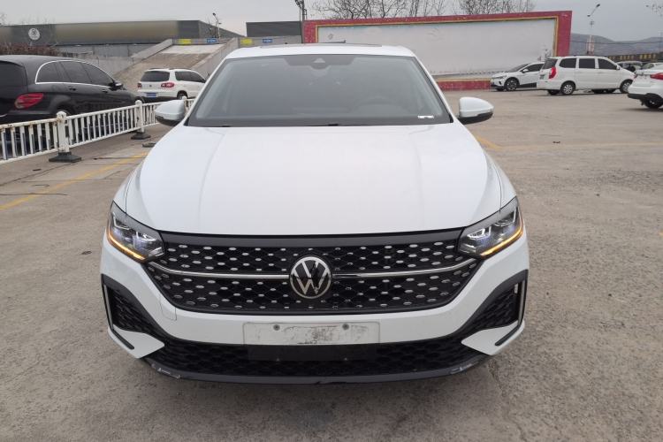 Used Volkswagen Lavida 2024 1.5L Automatic Starry Sky 5 Million Edition