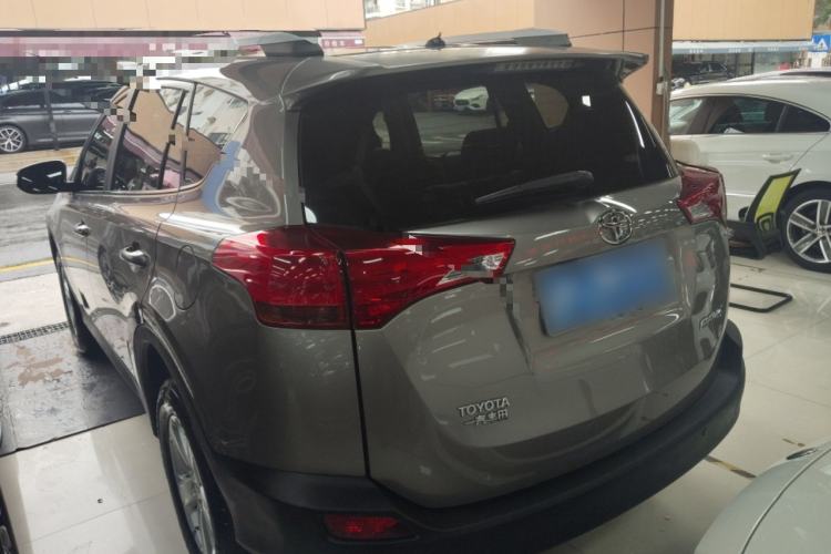 Used Toyota RAV4 2013 2.0L CVT Two-Wheel Drive Urban Edition Rear Left 45 Deg