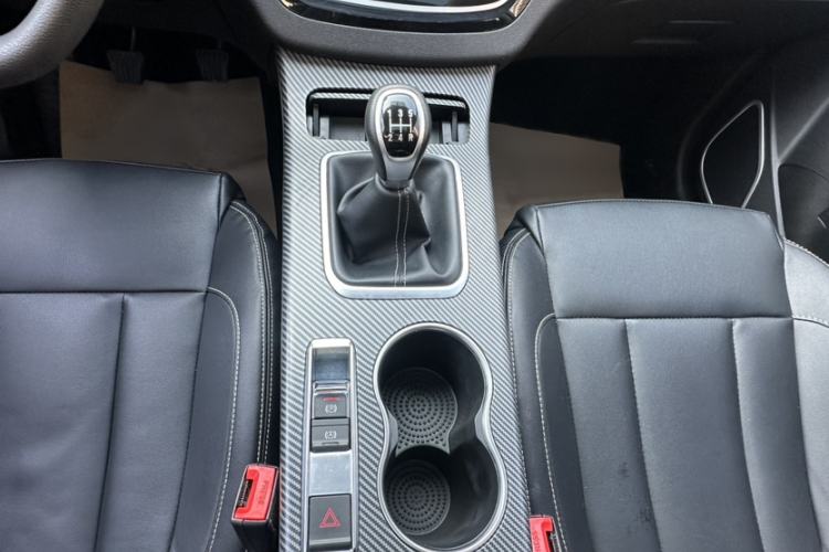 Used Yema Bojun 2020 Classic Edition 1.5L Manual Fashion Model