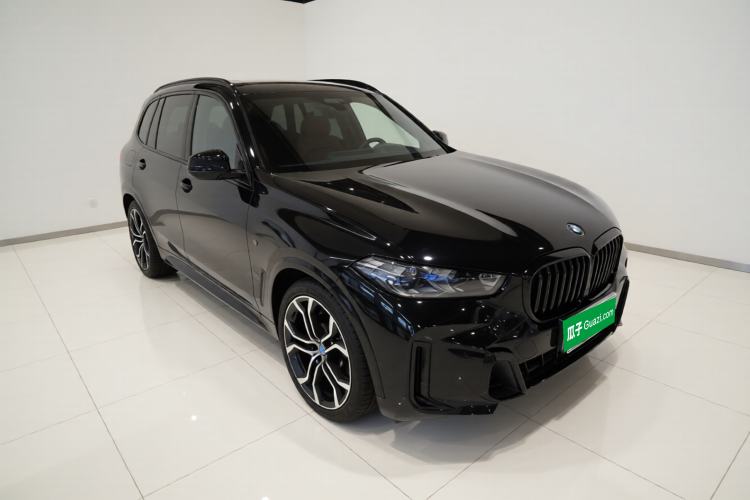 Used BMW X5 2023 xDrive 40Li Luxury Edition M Sport Night Vision Package