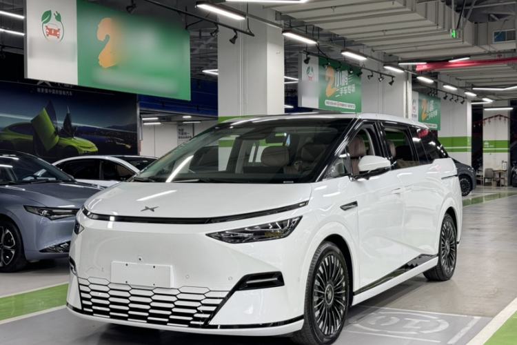 Used XPeng X9 2025 740 Ultra-Long Range Max