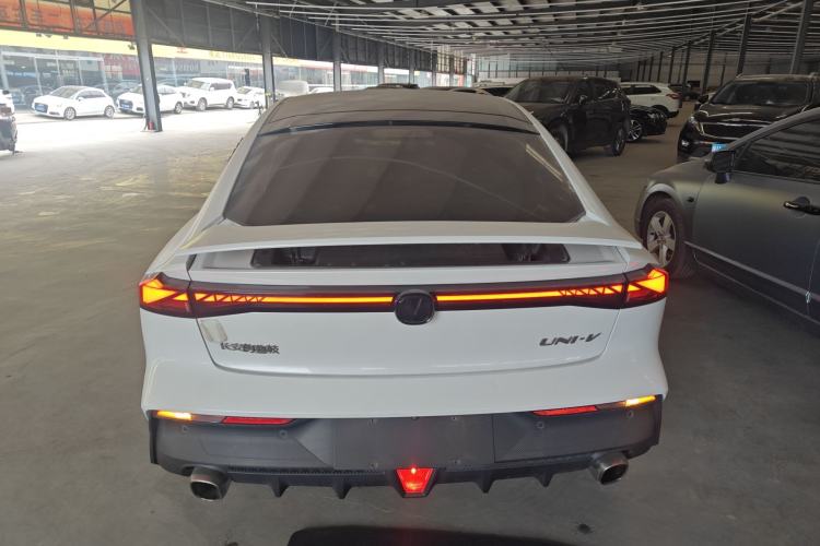 Used CHANGAN UNI-V 2022 1.5T Smart Navigation Version Rear