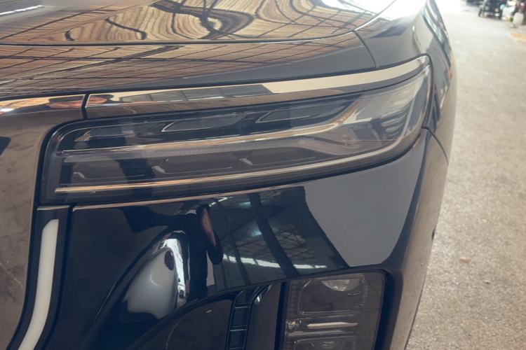 Used Hongqi H9 2024 2.0T Qichang Private Enjoyment Luxury Edition
