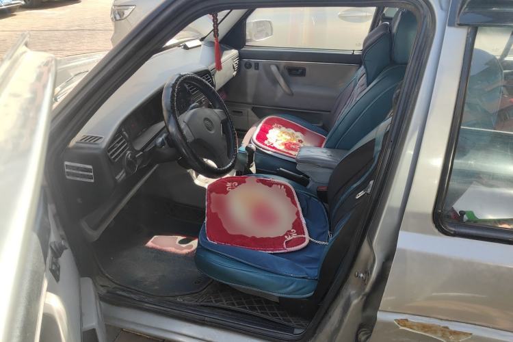 Used Volkswagen Jetta 2010 1.6L Partner Left Front Seat