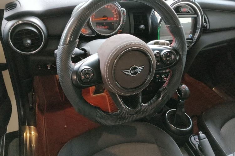 Used MINI MINI 2016 1.2T ONE Pioneer Edition
