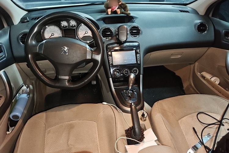 Used Peugeot 408 2013 2.0L Automatic Comfort Edition
