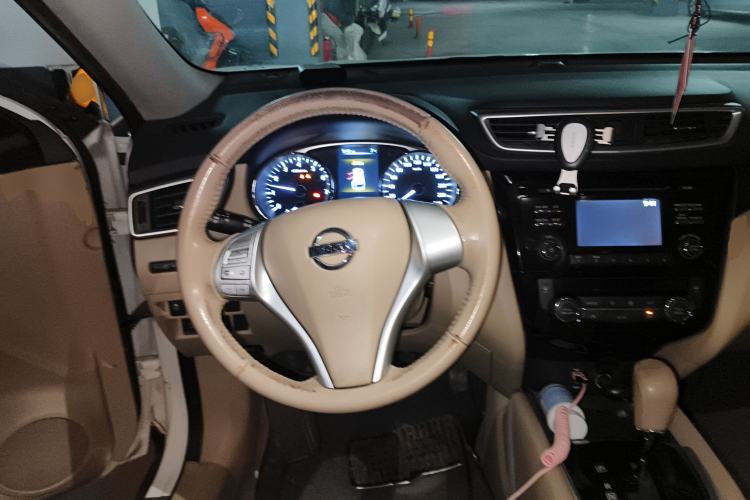 Used Nissan X-Trail 2014 2.0L CVT Comfort Edition 2WD
