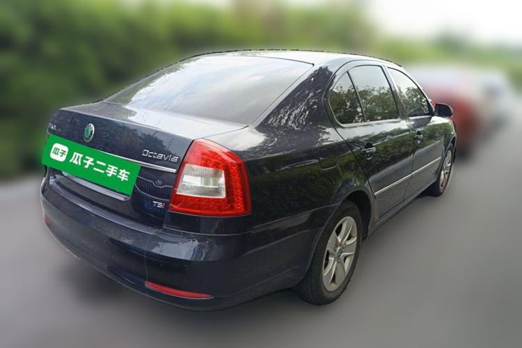 Used Skoda Octavia 2010 1.4TSI DSG Elegance Edition Rear Right 45 Deg