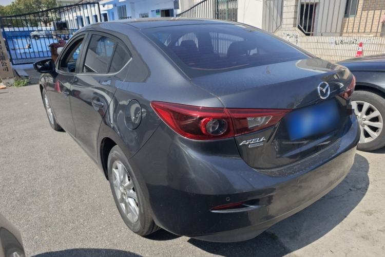 Used Mazda 3 Axela 2017 Sedan 1.5L Automatic Luxury Model Emission Standard China V