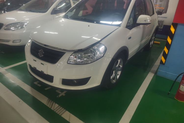 Used Suzuki SX4 2016 1.6L Automatic Classic Edition Left Front Headlight