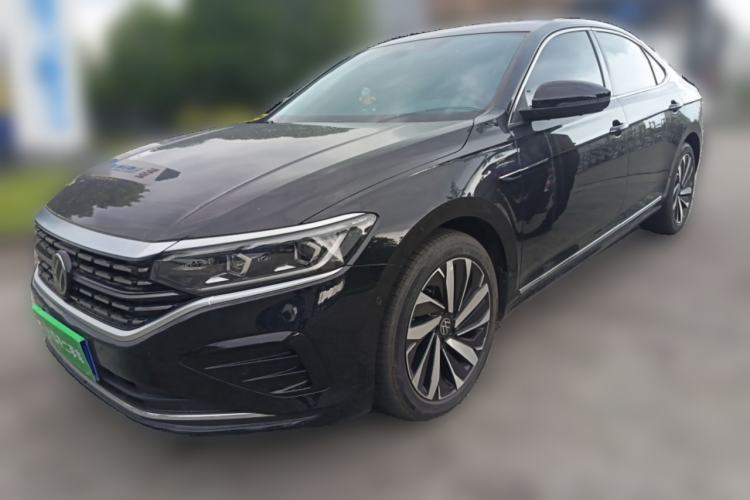 Used Volkswagen Passat 2025 Outstanding Model 380TSI Dragon Glory Edition