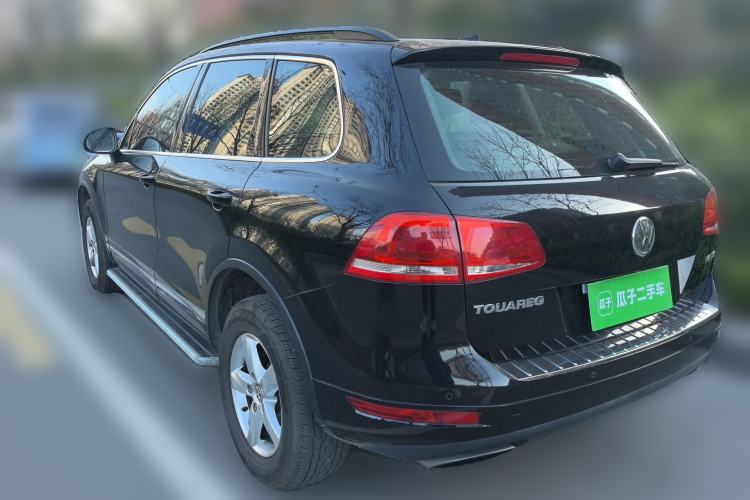 Used Volkswagen Touareg 2011 3.0 TSI Comfort Version Rear Left 45 Deg