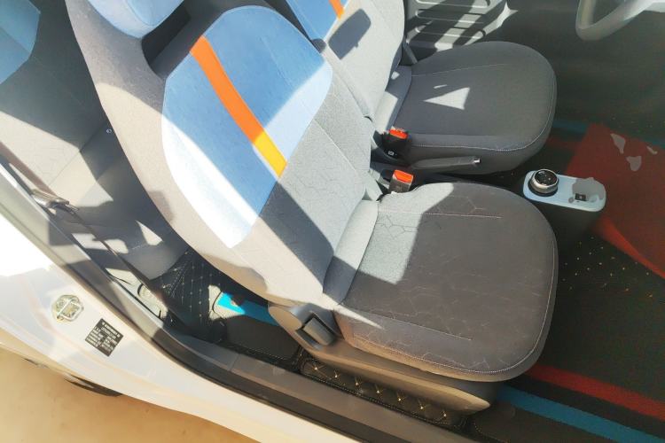 Used Geely Galaxy Panda 2024 Panda Mini 200km Endurance Bear Right Front Seat