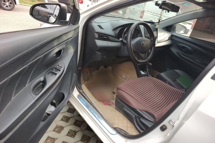 Used Toyota Vios 2017 1.5L CVT Innovation Edition Driver Seat