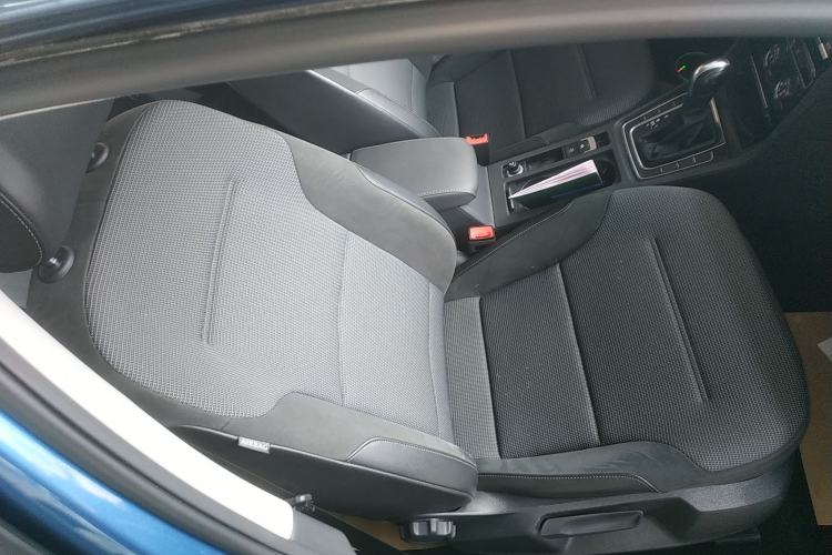 Used Volkswagen Golf 2018 1.6L Automatic Comfort Model Right Front Seat