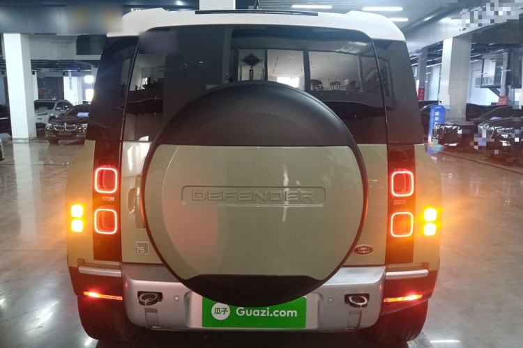 Used Land Rover Defender 2023 110 3.0T P400 75th Anniversary Legend Edition Rear