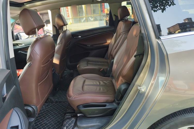 Used Buick GL6 2018 18T 6-Seater Luxury Model
