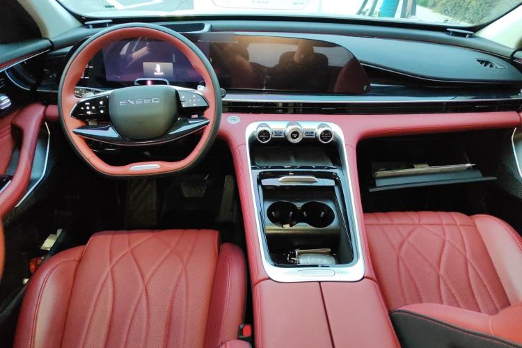 Used EXEED Stellar 2023 400T Two-Wheel Drive Comfort Flyfish Edition