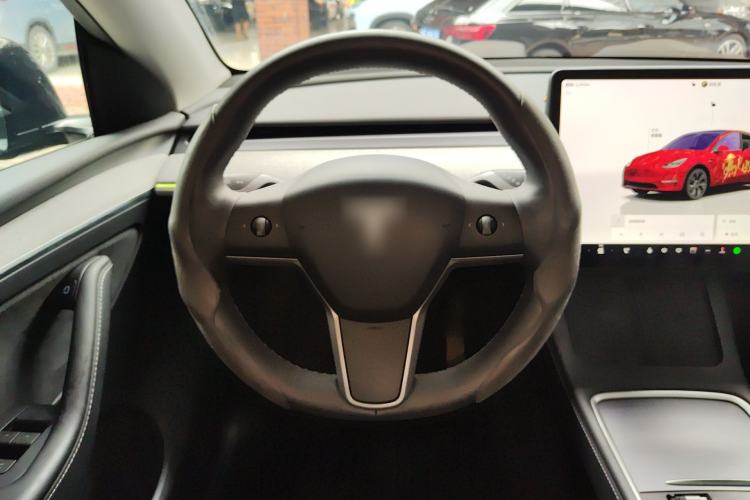Used Tesla Model Y 2023 Rear-Wheel-Drive Version Steering Wheel