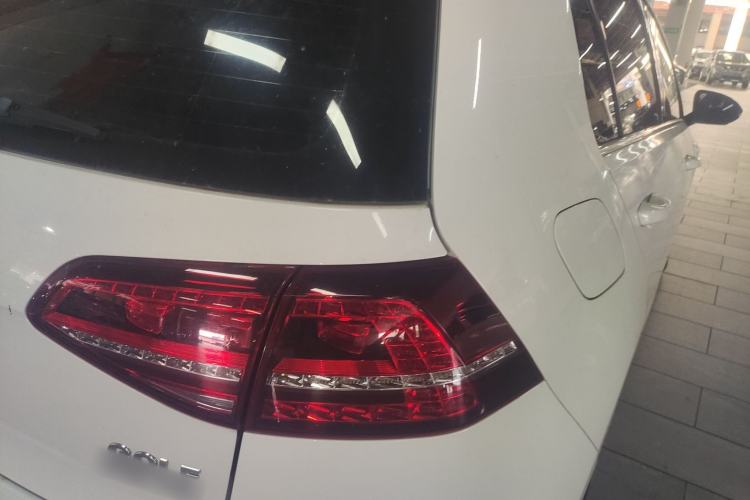 Used Volkswagen Golf 2017 230TSI Automatic Comfort Edition – Celebrating Milestone of One Million Units