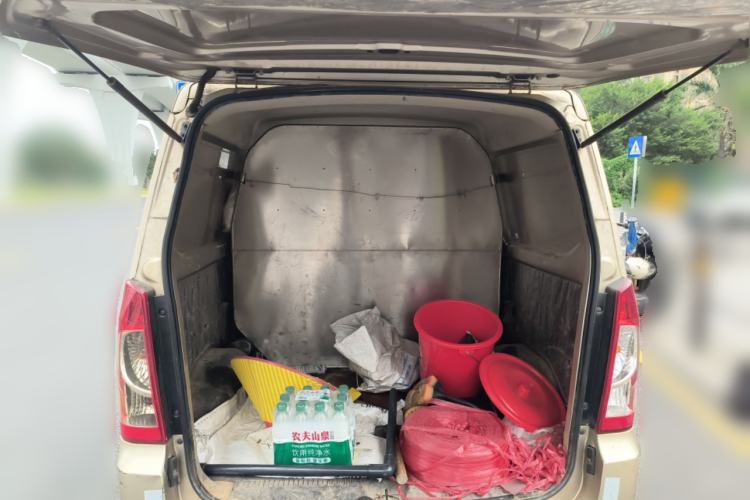 Used Wuling Rongguang 2015 1.2L S Base Model CNG Trunk