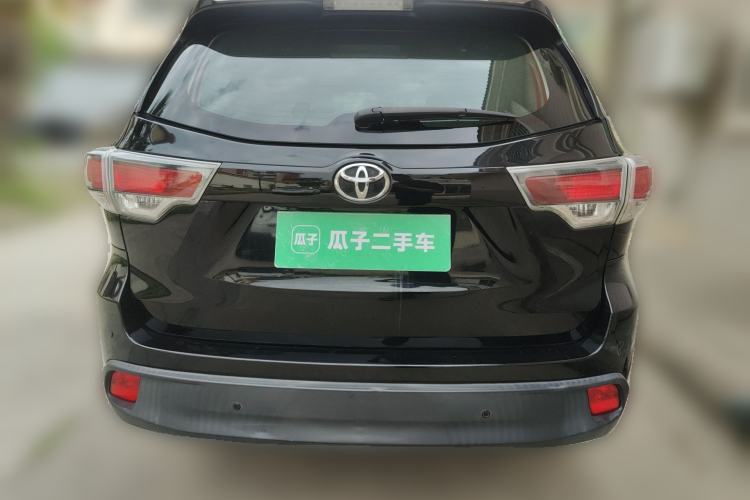 Used Toyota Highlander 2015 2.0T Two-Wheel Drive Elite Edition 5 Seats Rear