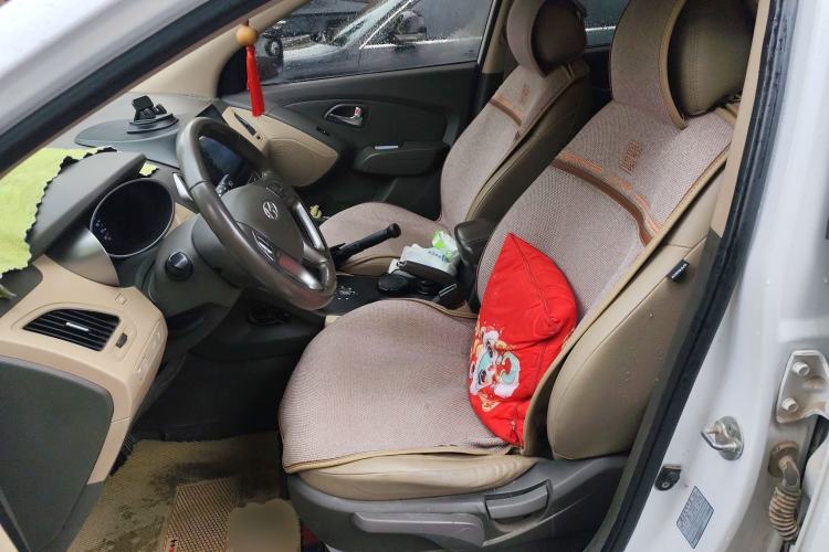 Used Hyundai ix35 2013 2.0L Automatic Two-Wheel Drive Smart GLS China IV Standard
