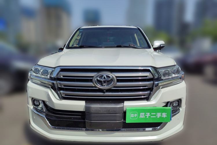Used Toyota Land Cruiser 
