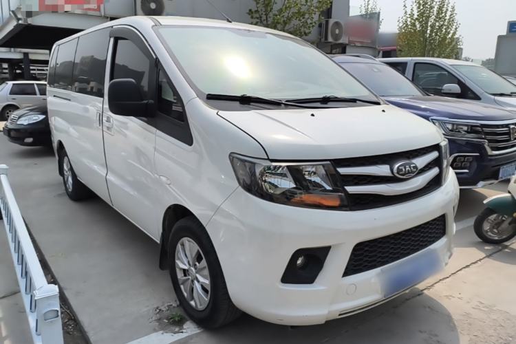 Used JAC Refine M3 2019 PLUS Maker Edition 1.8L Luxury Smart Model with 9 Seats Front Right 45 Deg