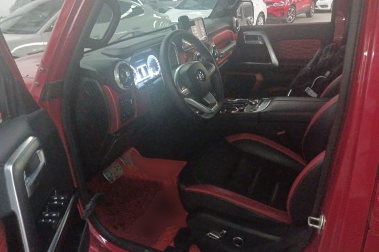 Used BAIC Off-Road BJ40 2019 2.3T Automatic Four-Wheel Drive Urban Hunter Edition Premium Model China VI Emission Standard
