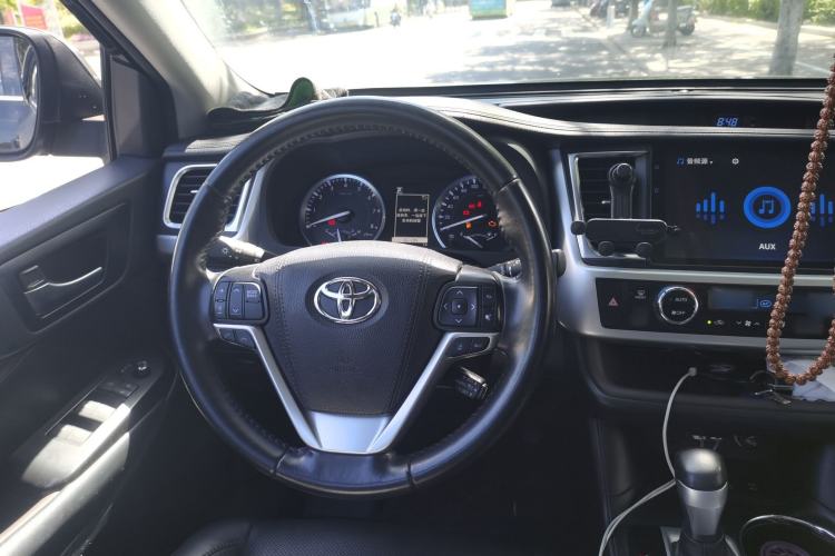Used Toyota Highlander 2018 2.0T Four-Wheel Drive Prestige Version 7 Seats China VI Standard