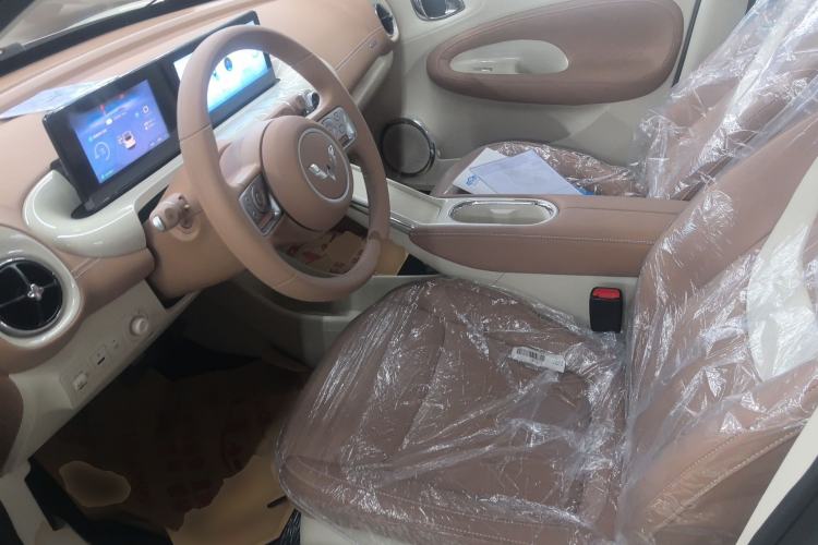 Used Wuling Bingo 2025 333 km Enjoyment Version Left Front Seat