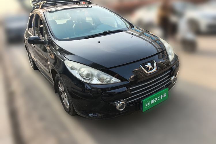 Used Peugeot 307 2010 Hatchback 1.6L Automatic Comfort Edition Front Right 45 Deg