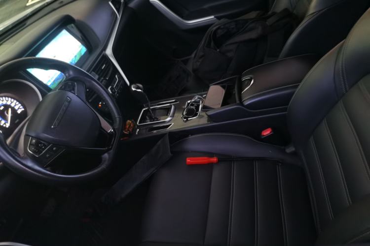 Used Venucia T90 2018 2.0L CVT Smart Connect Luxury Edition China V Standard