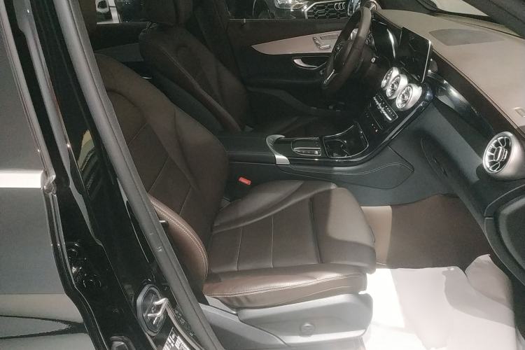 Used Mercedes-Benz GLC 2022 Refreshed GLC 260 L 4MATIC Dynamic Edition