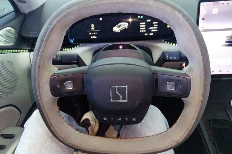 Used Zeekr 007 2024 Rear-Drive Intelligent Driving Version 75 kWh