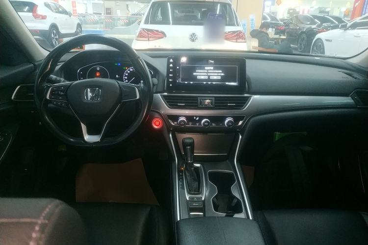 Used Honda Accord 2022 260TURBO Luxury Edition Center Console