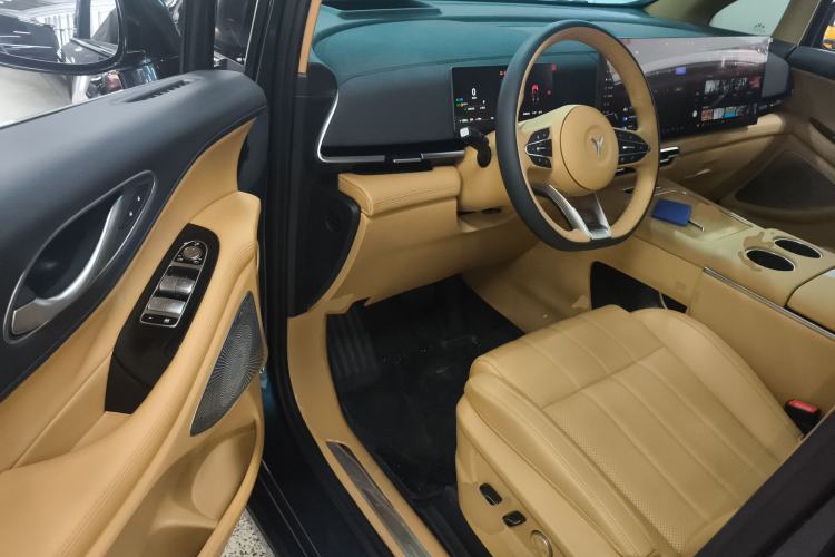 Used VOYAH Dream 2025 PHEV Four-Wheel Drive Prestige Kunpeng Edition Driver Seat