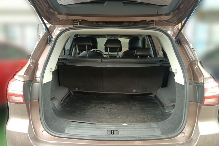 Used Roewe RX5 2016 20T Two-Wheel Drive Automatic Internet Smart Edition
