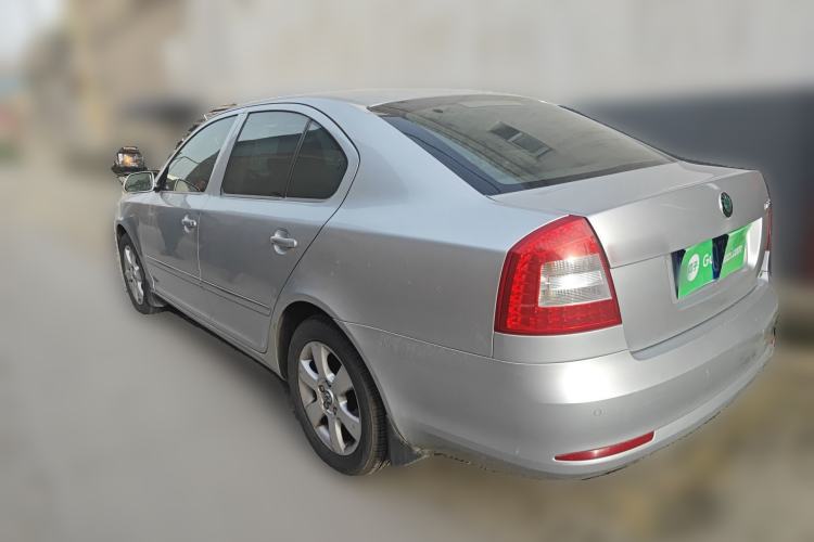 Used Skoda Octavia 2010 2.0L Manual Yijun Edition