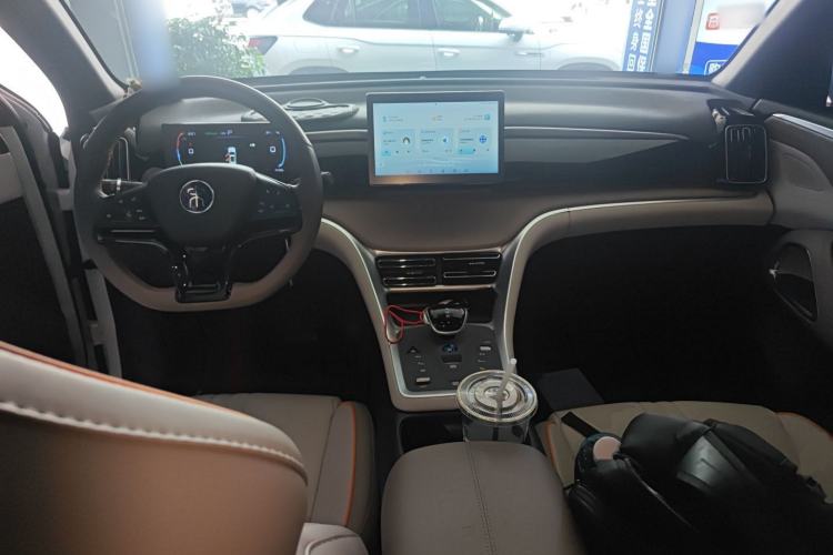 Used BYD Song Pro New Energy 2024 HONOR Edition DM-i 71KM Navigation Model