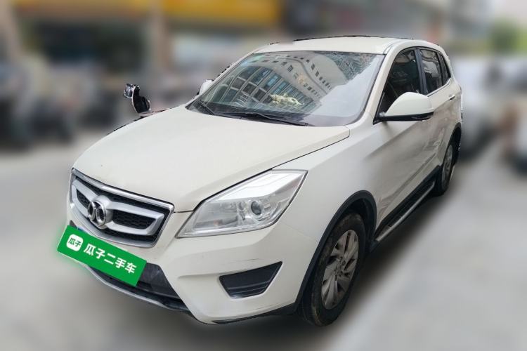 Used BAIC Senova X65 2015 2.0T manual Comfort trim level
