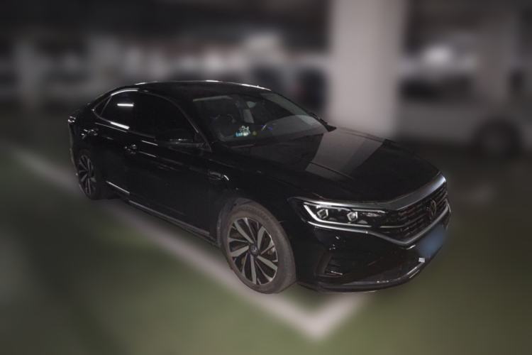 Used Volkswagen Passat 2023 330TSI Luxury Edition
