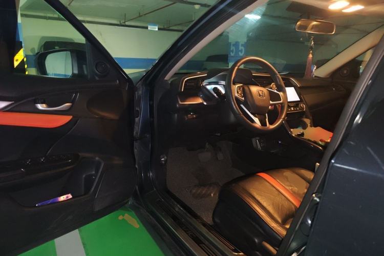 Used Honda Civic 2016 220TURBO CVT Luxury Edition