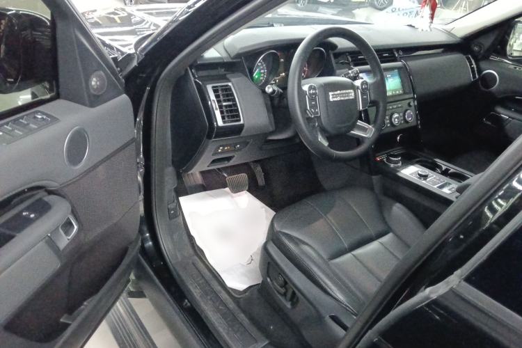 Used Land Rover Discovery 2018 3.0 SC V6 SE