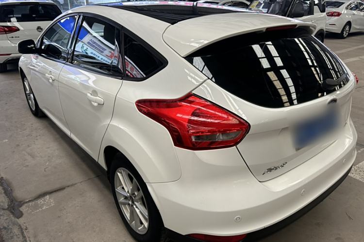 Used Ford Focus 2015 Hatchback 1.6L Automatic Fashion Edition