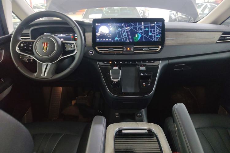 Used Hongqi HQ9 PHEV 2024 2.0T Four-Wheel Drive Business Edition Center Console